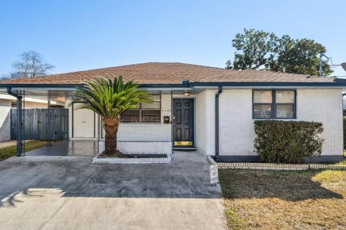 Metairie Haus | NOLA (2BD) Vacation hub