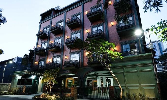 Depok Haus | Nonies Huis Cibubur