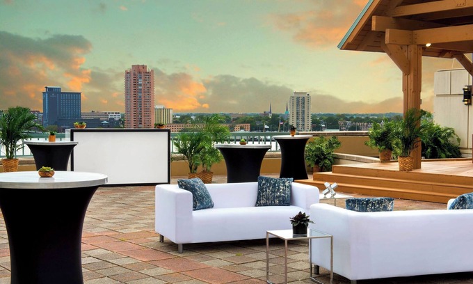 Downtown Hotel | Norfolk Waterside Marriott