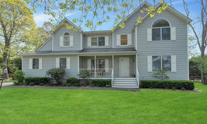 Cutchogue Haus | North Fork Paradise