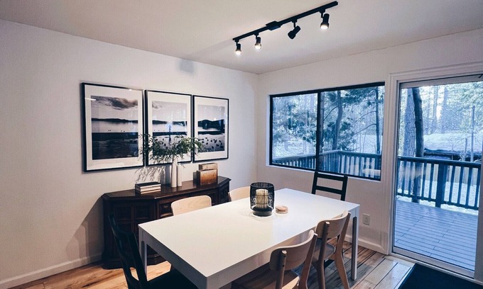 Kings Beach Haus | North Lake Tahoe House: Ski & Beach