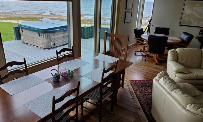 Cheboygan Haus | North Shore Retreat