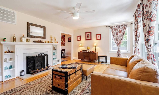 Falls Church Haus | Northern VA Renovated 3BR 3 BA House with Fully Fenced in Yard and Pet Friendly!