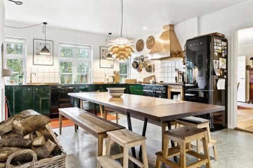 Lyo By Haus | Nostalgic Atmosphere At The Old Parsonage On Lyø