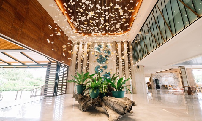 Mahinog Hotel | Nouveau Resort