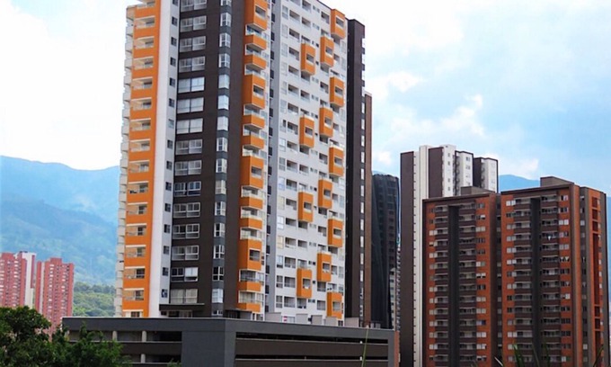 Sabaneta Wohnung | Brandneue Wohnung in Sabaneta. Erstaunliche Ansicht von Medellin. Nah an alles.