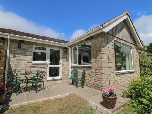 Rhayader Haus | Nuthatch Cottage at Riverside Lodge