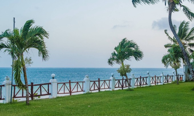 Nyali Hotel | Nyali Beach Holiday Resort
