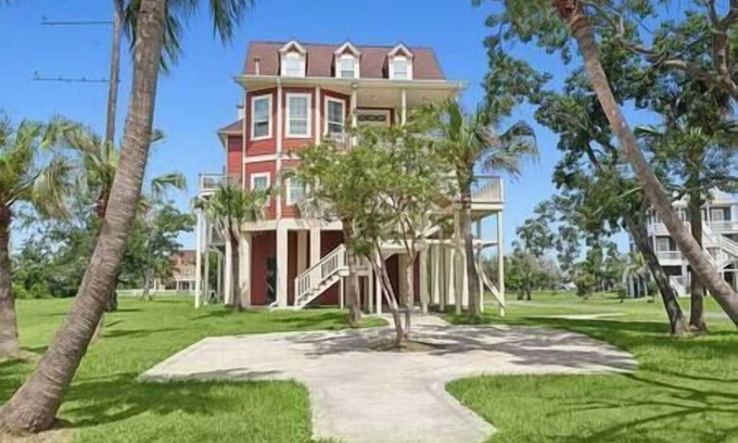 Lafitte Bed & Breakfast | Oak Cottage R304