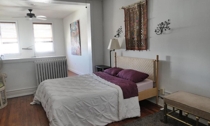 Columbia Heights Haus | oak street house