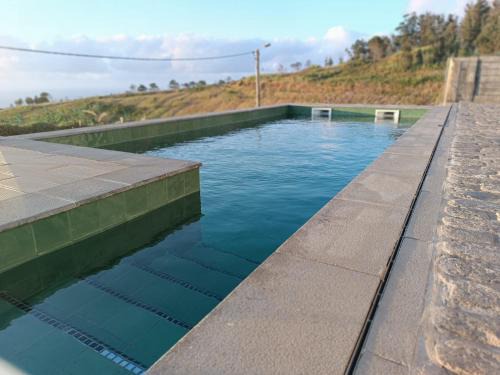 Lombada Velha Haus | Oak Tree House