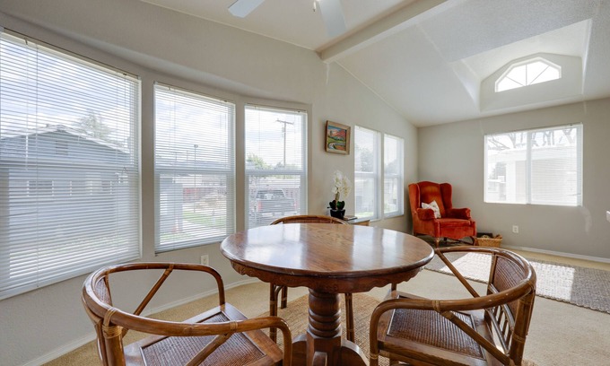 Oak View Haus | Oak View Home - Close to Beaches & Trails!