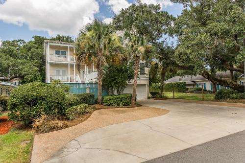 East Beach Haus | Oasis at East Beach