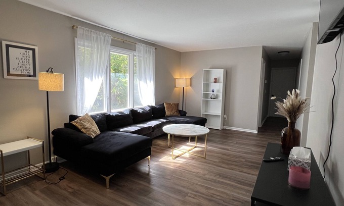 Maple Grove Haus | Oasis Of Maple Grove