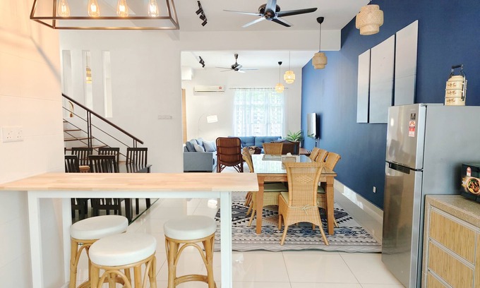 Tanjung Bungah Haus | Ocean 27 海洋贰拾柒 Shamrock Beach