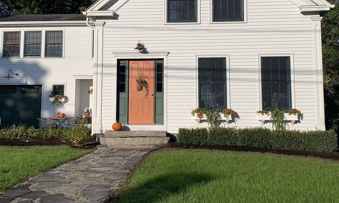 Cape Porpoise Hütte | “Ocean Breezes”, a charming 1860’s New England Cottage.