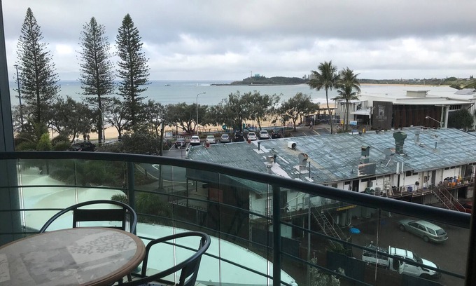 Sunshine Coast Wohnung | Ocean Facing Mooloolaba Apartment Landmark Resort