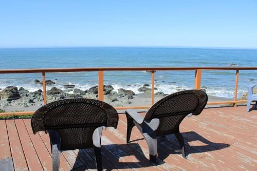 Smith River Haus | Ocean Front Cabin 16, Jacuzzi & Incredible Views