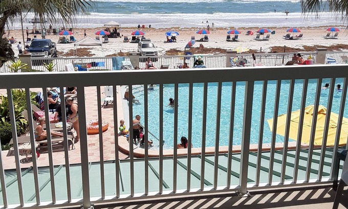 Ortona Park Eigentumswohnung | Ocean Front Condo.Magnificent Beach View.1B 1B 680 Sqft. Sleep 4 Pools not Open