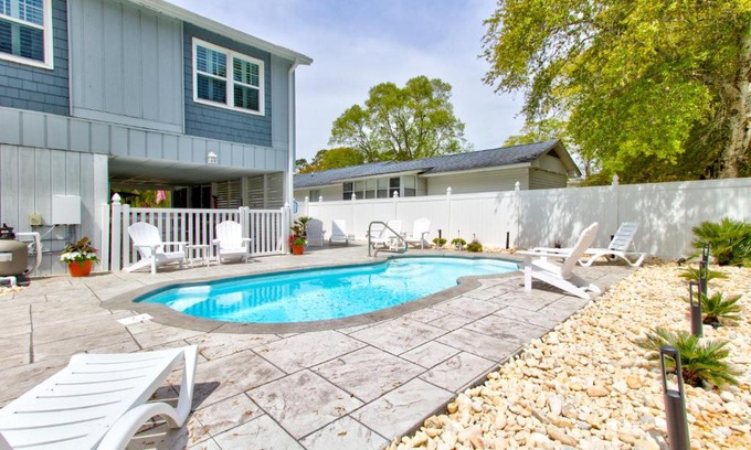 Ocean Isle Beach Haus | Ocean Isle Hidden Retreat A and B