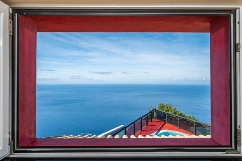 Faja da Ovelha Haus | Ocean Panorama House by Homie