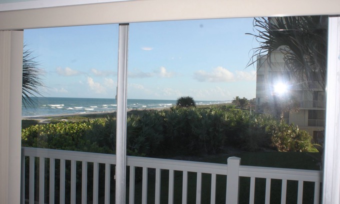 Crescent Beach Eigentumswohnung | Seaview Landing bei La Vista Del Mar