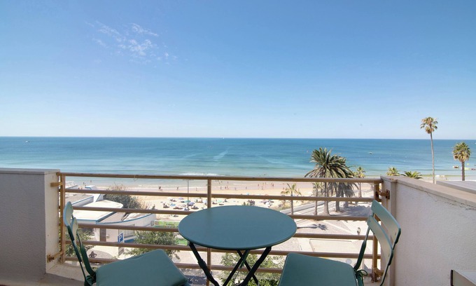 Armacao de Pera Wohnung | 'Ocean View Apartment' mit Meerblick, WLAN