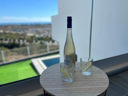 Patio Wohnung | Ocean view by Charmes C