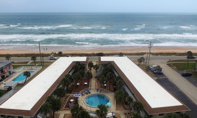 Ormond-by-the-Sea Eigentumswohnung | OCEAN VIEW CONDO w/ Pool, Cable, Wifi, BEACH ACCESS. Ormond-by-the-Sea