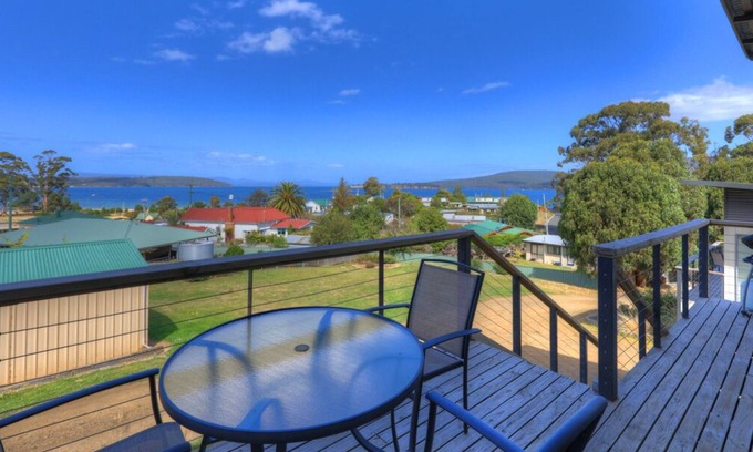 Dover Wohnung | Ocean View Cottages - Essentially Tas Dover