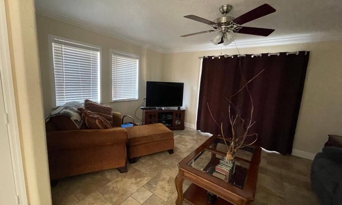 East End Haus | Ocean view from every room ,quiet neighborhood family friendly.Bluff view