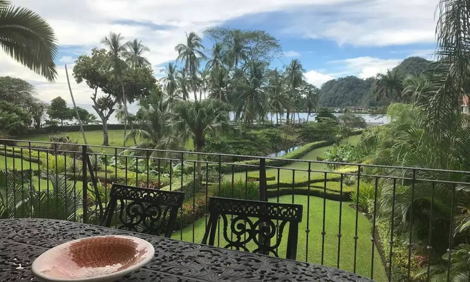 Herradura Eigentumswohnung | Ocean View Los Suenos, enjoy the sound of waves