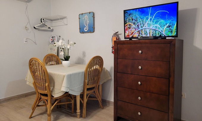 Seven Mile Beach Wohnung | Ocean View Studio - #9