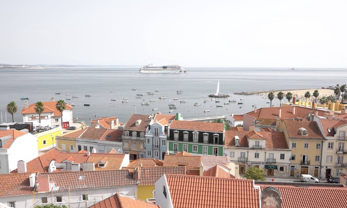 Paco De Arcos Wohnung | Suite mit Meerblick, Lissabon