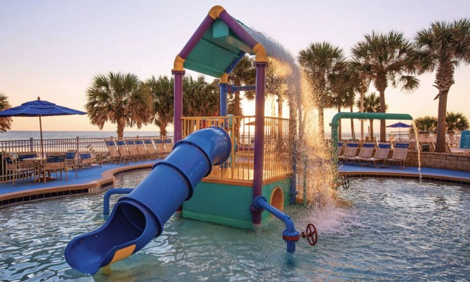 Brush - Stewarts Resort | Ocean Walk 1 BR DELUXE, Sleeps 4, Next to Bandshell, Pier, Ocean Walk Village!