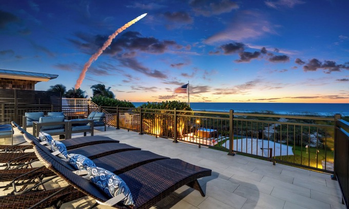 Cocoa Beach Haus | Oceanfront 6bed with game room, hot tub and fire pit