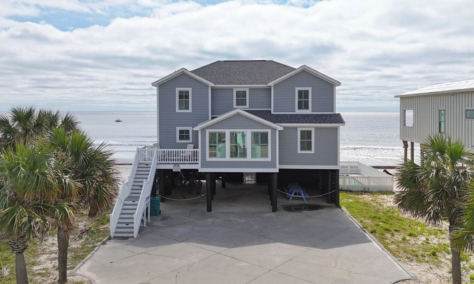 Inlet Harbour Haus | Oceanfront 7 BR Beach House with Private Pool! - Seas The Day