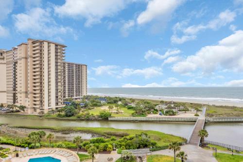 Myrtle Beach Haus | Oceanfront Condo Huge Pools Top Rated Ocean Creek Resort