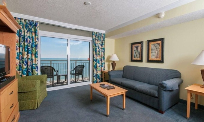 Myrtle Beach Eigentumswohnung | Oceanfront Oasis Deluxe Condo 18th Floor