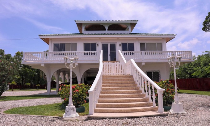 Gales Point Haus | Oceanfront Oasis with Meditation Tower & Pool
