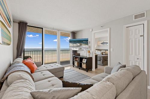 New Smyrna Beach Haus | Oceania Plaza 405