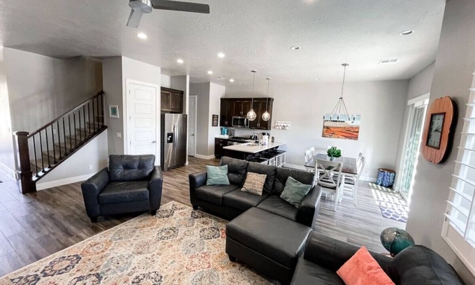 Santa Clara Haus | Stadthaus am Pool in der Nähe des Zion-Nationalparks