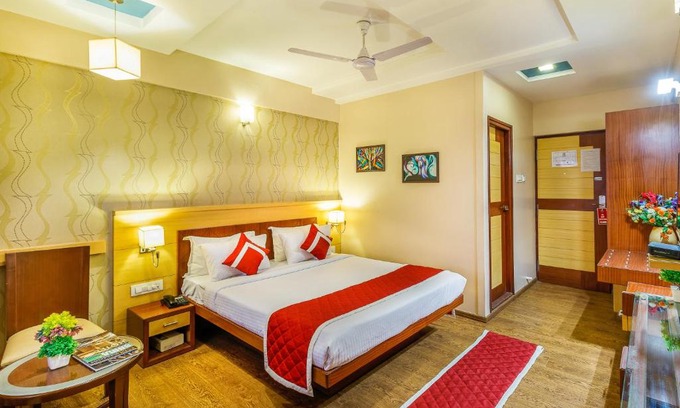 Gandhi Nagar Hotel | Octave Kanthi Comforts