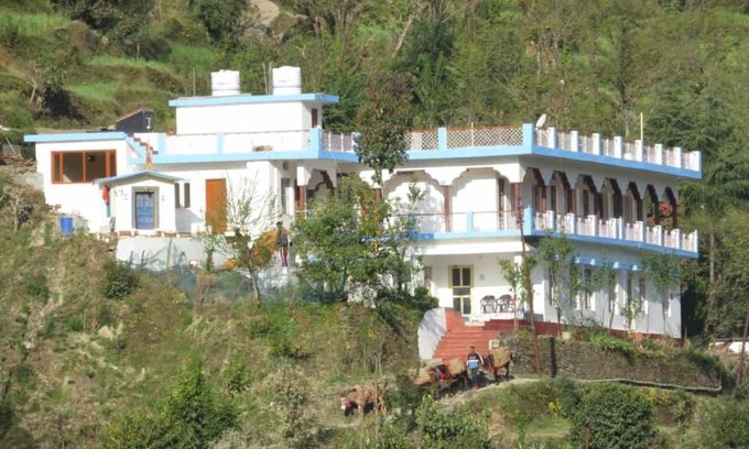 Narainkoti Haus | Odyssey Stays Guptkashi