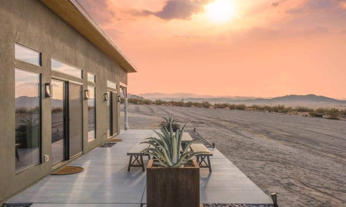 Panorama Heights Haus | Estrella Perdida By Homestead Modern