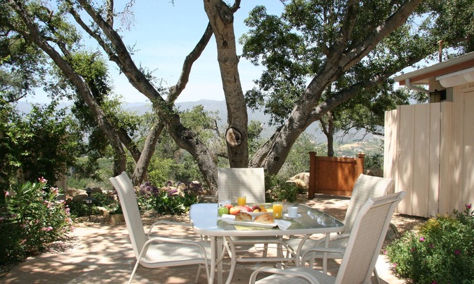 Ojai Bed & Breakfast | Ojai Retreat & Inn