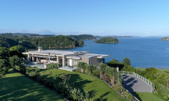 Rawhiti Haus | Oke Beach House - Rawhiti Luxus