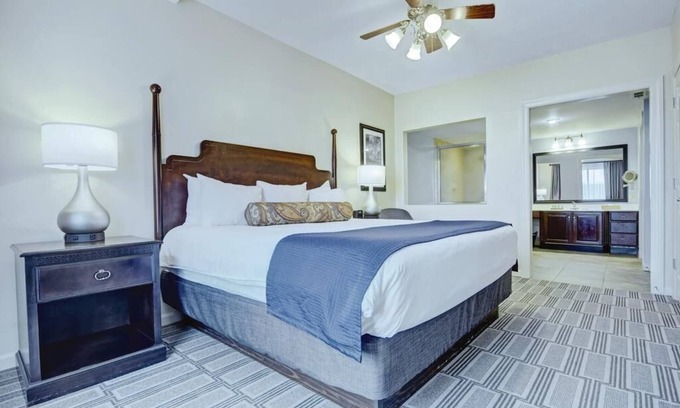 Old Town West Resort | Altstadt Alexandria Ferienanlage!