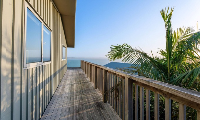 Omiha Haus | Omiha Oasis