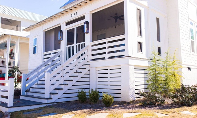 Guntersville Haus | On Lake Time at River Rocks Plantation